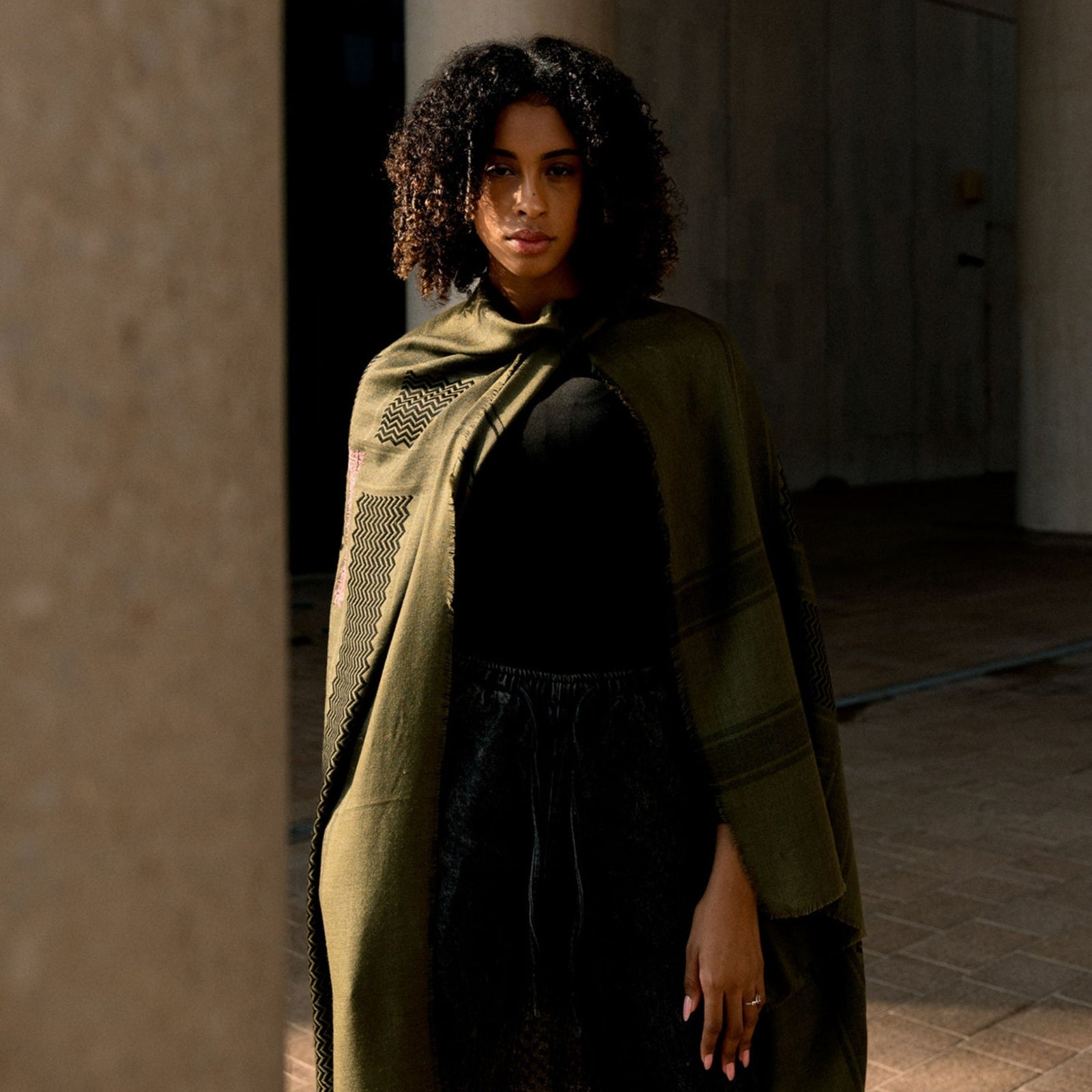 2 pink 2 gray corners