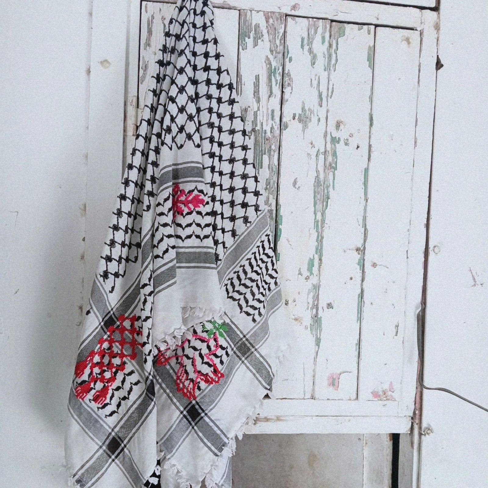 SEP × MACKLEMORE & FRIENDS FREE PALESTINE TOUR - PARIS LARGE KEFFIYEH