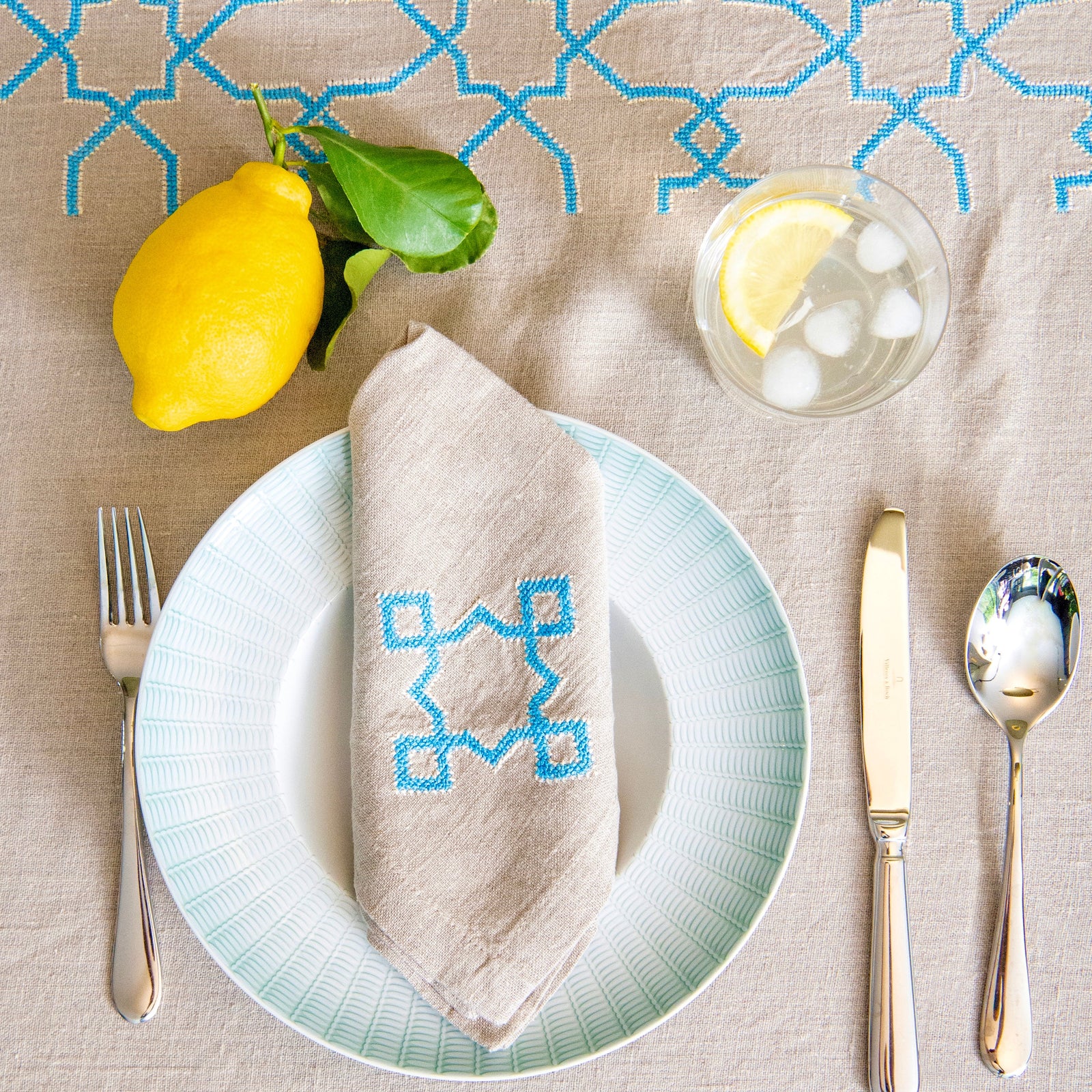 LINEN TABLECLOTH TURQUOISE KOUTUBIA® | 350 x 180 cm